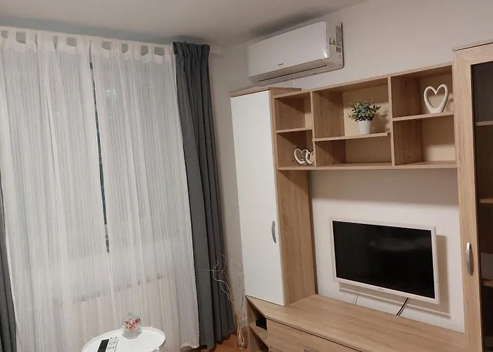 Apartment D&L